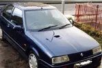 www.renault_turbo.com_chris_original_20blue_20hatch_16V_2001.webp