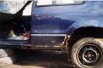 www.renault_turbo.com_chris_original_20blue_20hatch_16V_20rust_2004.webp