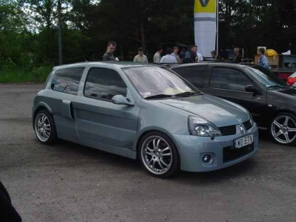fakegreyvee3.jpg