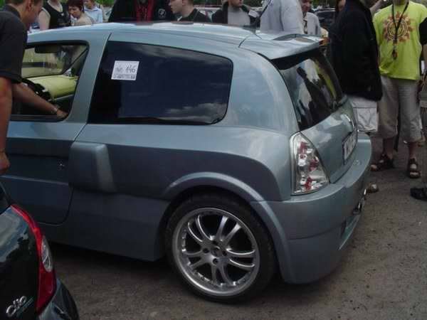 fakegreyvee4.jpg