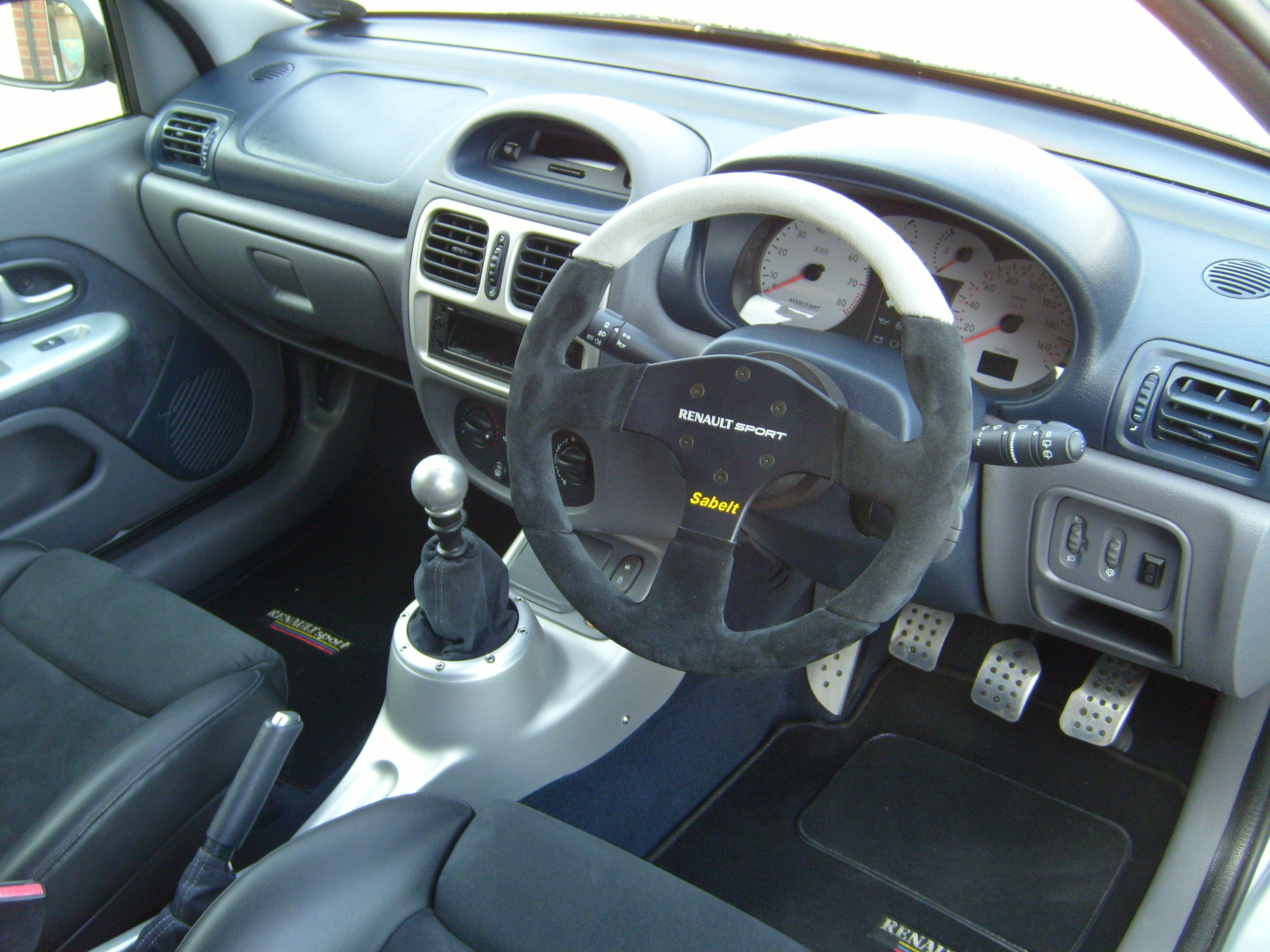 SteeringWheel1.jpg
