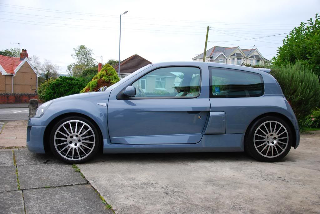 cliov6bmw004.jpg