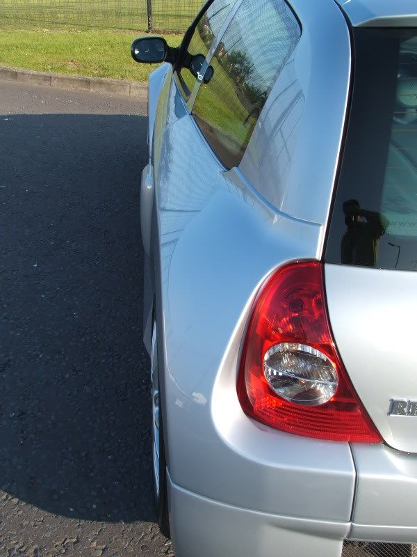 v6cliosport021.jpg