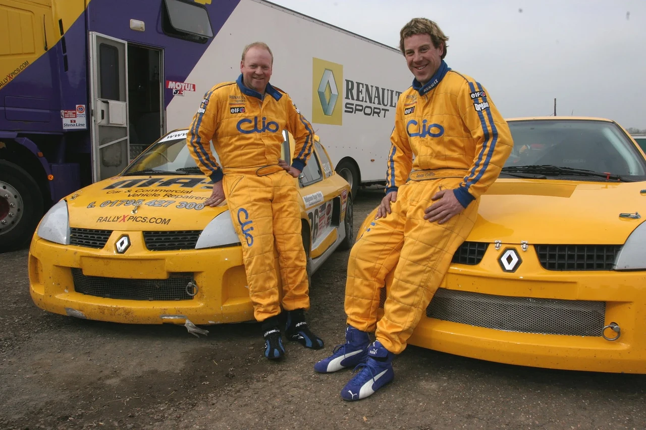 Mike Sellar & Russell Etherington with their MAS Motorsport cars April 2005.webp