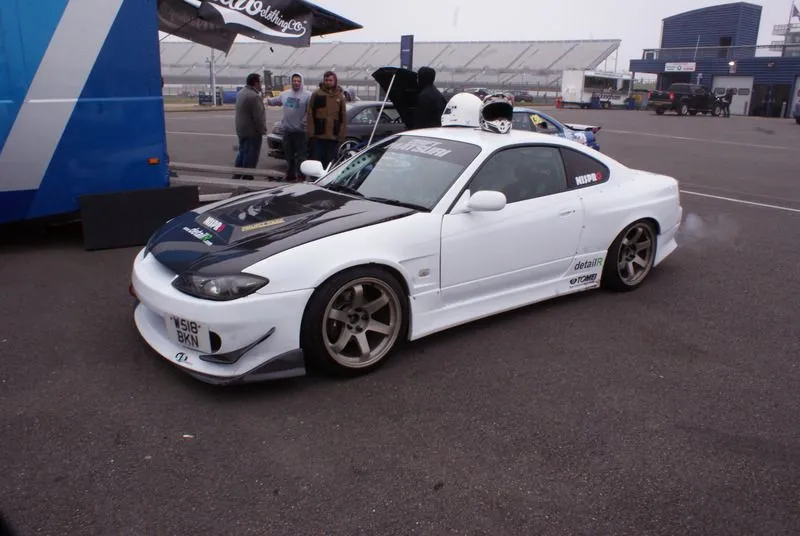i59.photobucket.com_albums_g319_pimpscratcher_Detailing_Nissan_20S15_20Dave_DSC09407_zpshs50u...webp